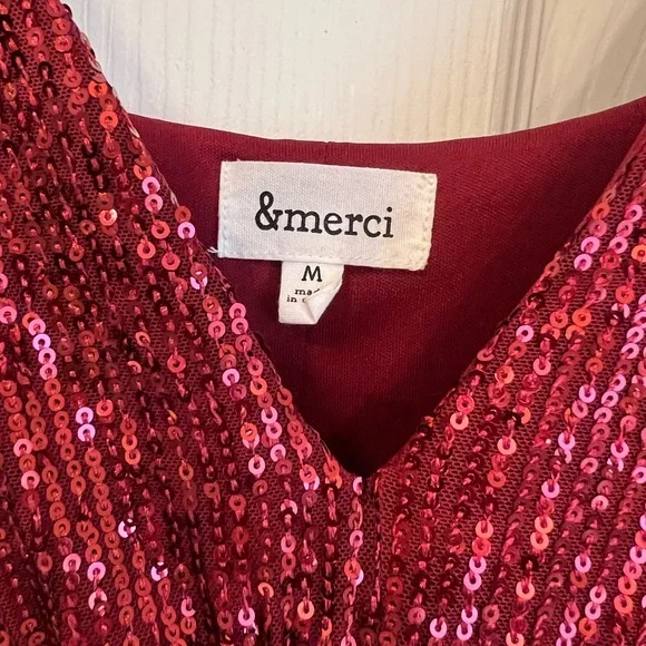 &Merci Red sparkly top. Size M - Picture 2 of 2